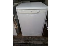 indesit dfp58t96z